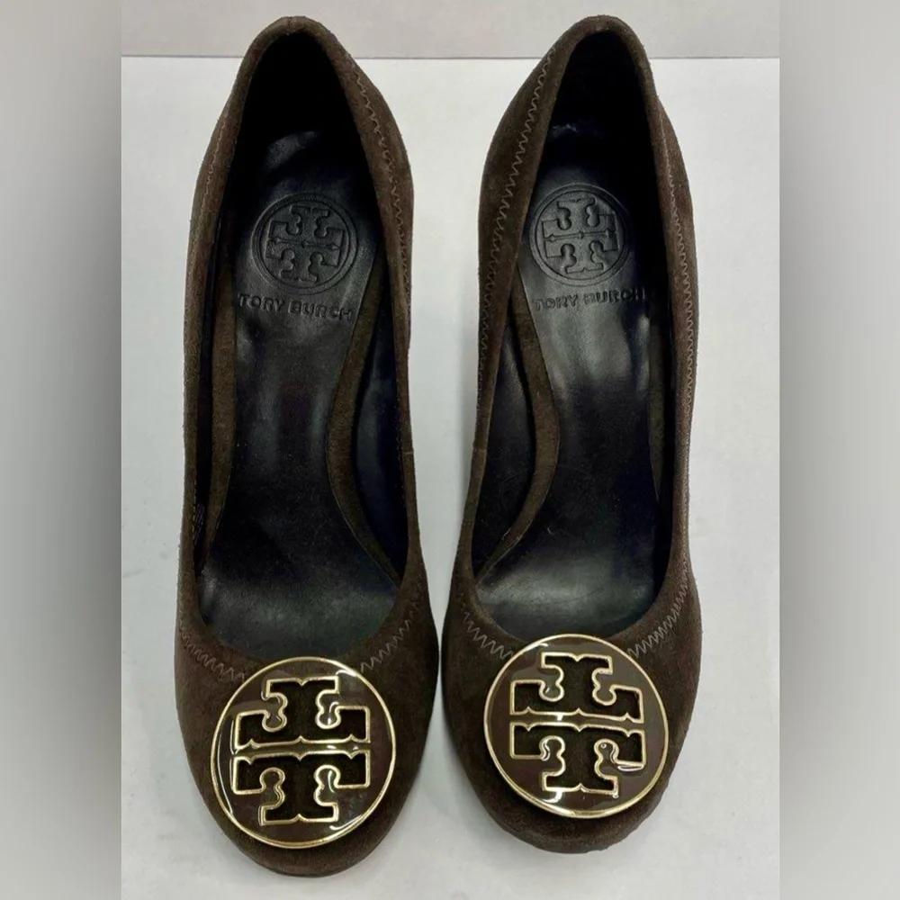 Tory Burch Sophie Brown Suede Wedge Pumps Round Logo  Shoe Size US 5